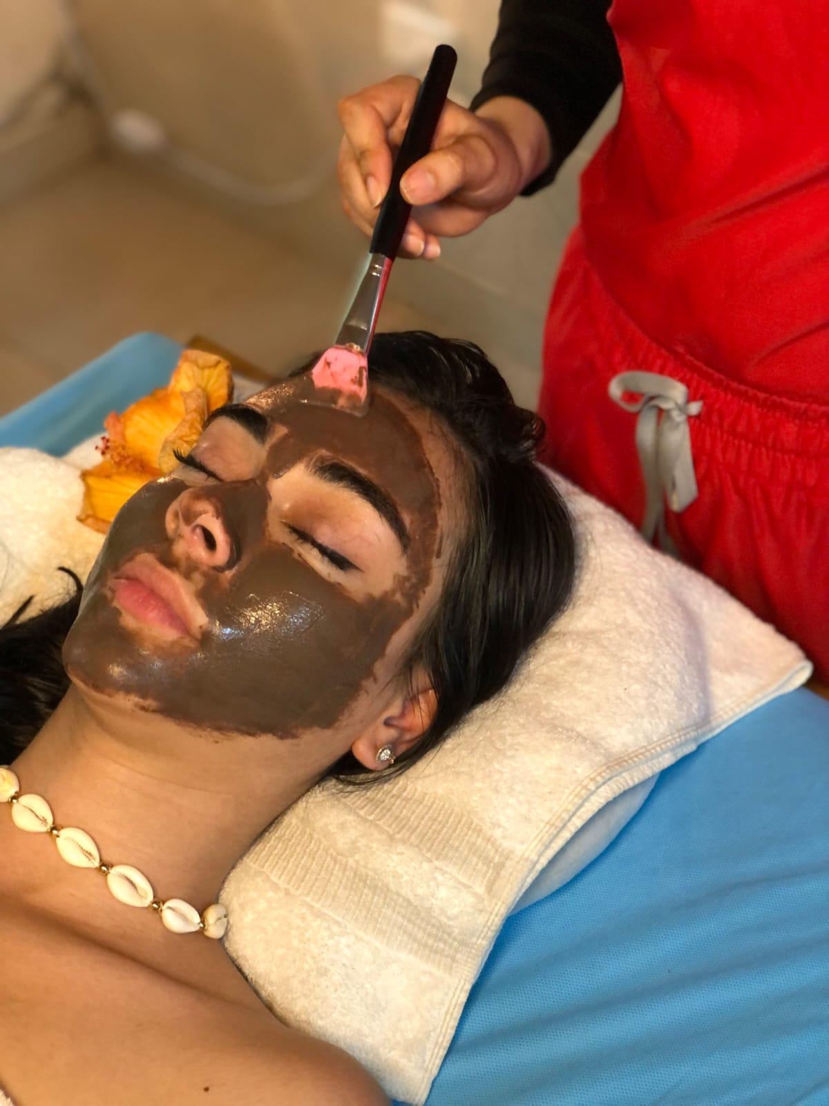 Tratamiento Facial Profundo